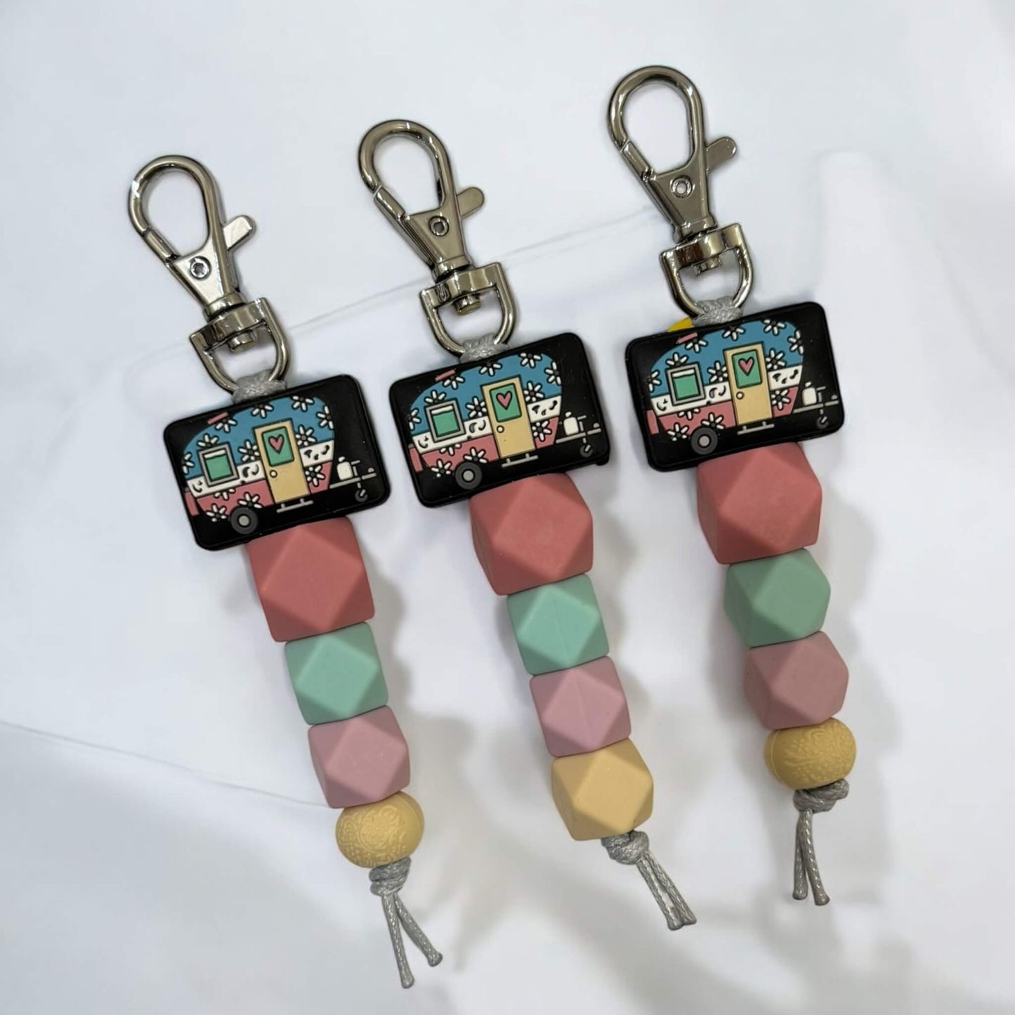 Retro Caravan Keyring | Silver Clasp