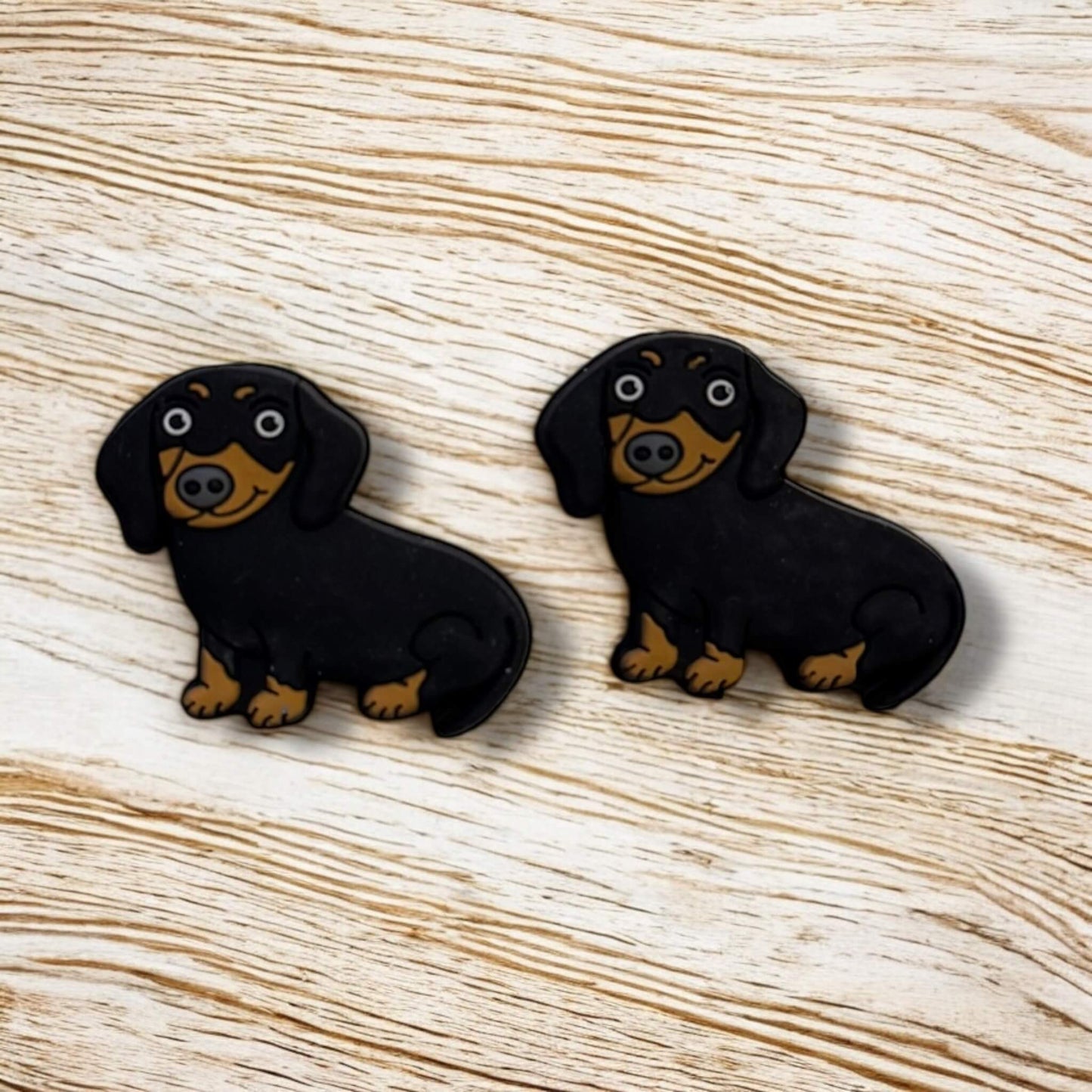 Dachshund Dog Keyring | Black or Brown